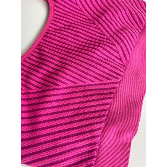 FABLETICS SPORT BRA SEAMLESS HOT PINK REVERSIBLE SZ S GYM PILATES ATHLEISURE - Picture 9 of 16